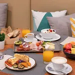 Hotel Santiago Plaza Affiliated By Melia 